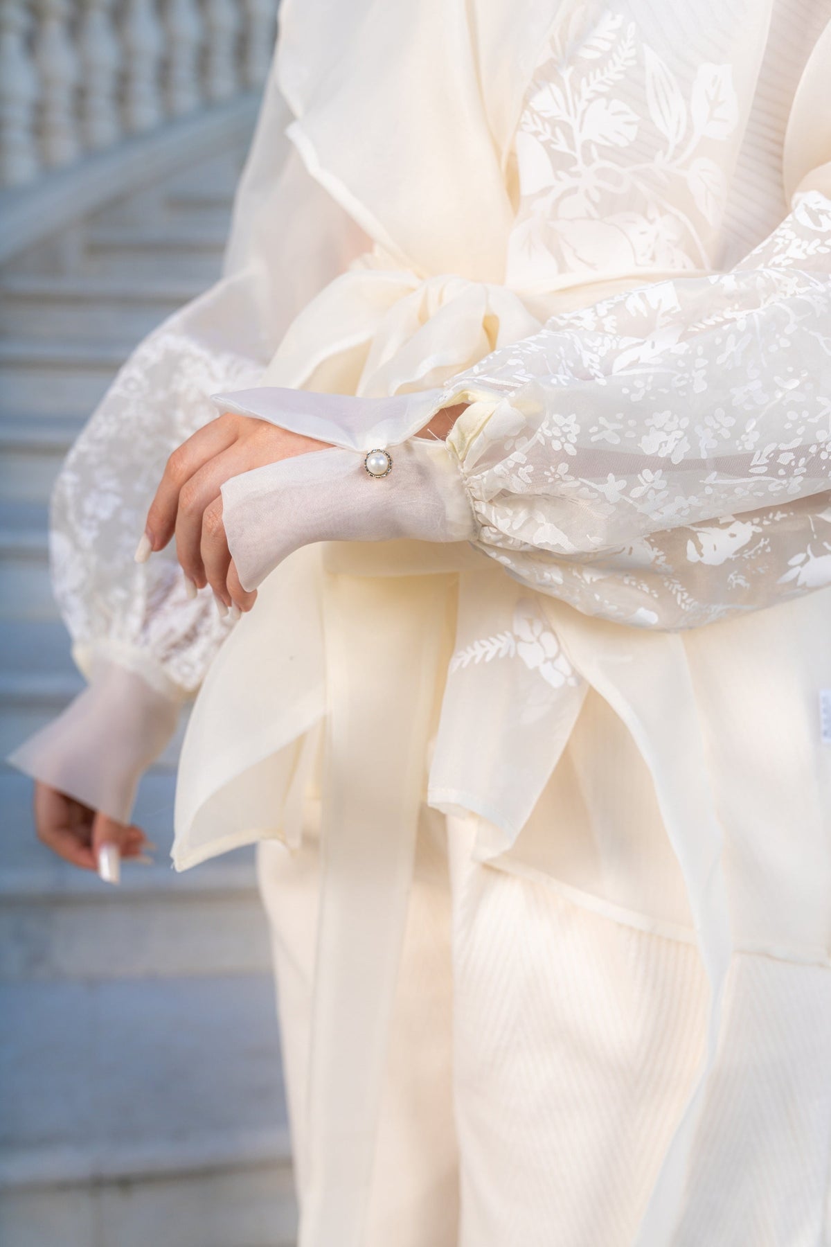 Organza Blazer with Floral Print and Puffy Sleeves - White