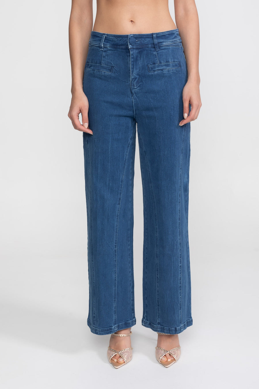 Wide-Leg High-Rise Jeans With Patch Pockets - Blue