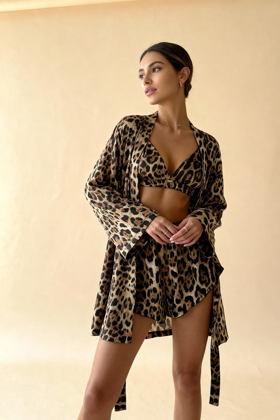 leopar desenli saten 3 parçalı pijama takımı Felina, görsel 4