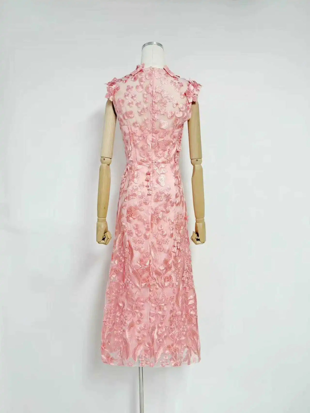 Petalia Üç Boyutlu Çiçek Dantelli Midi Elbise