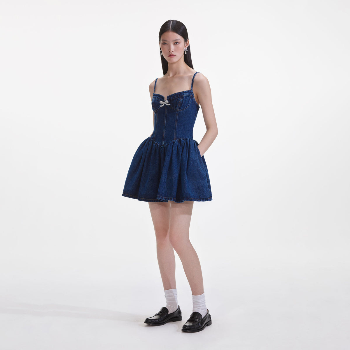 Kot Kristal Fiyonklu Kalp Mini Elbise