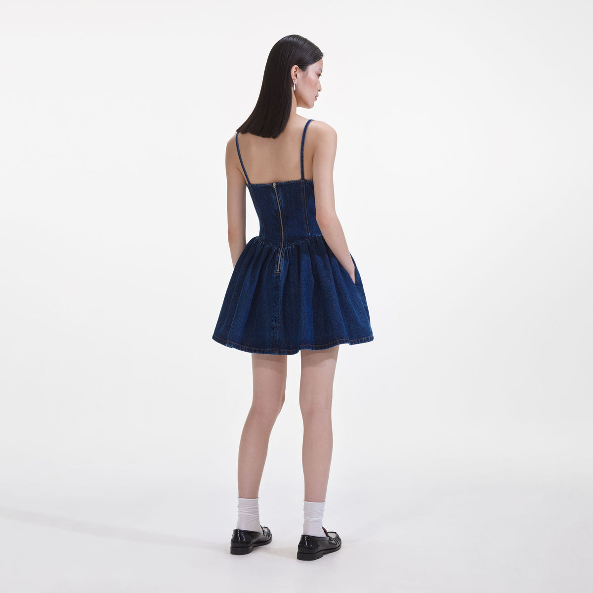 Kot Kristal Fiyonklu Kalp Mini Elbise