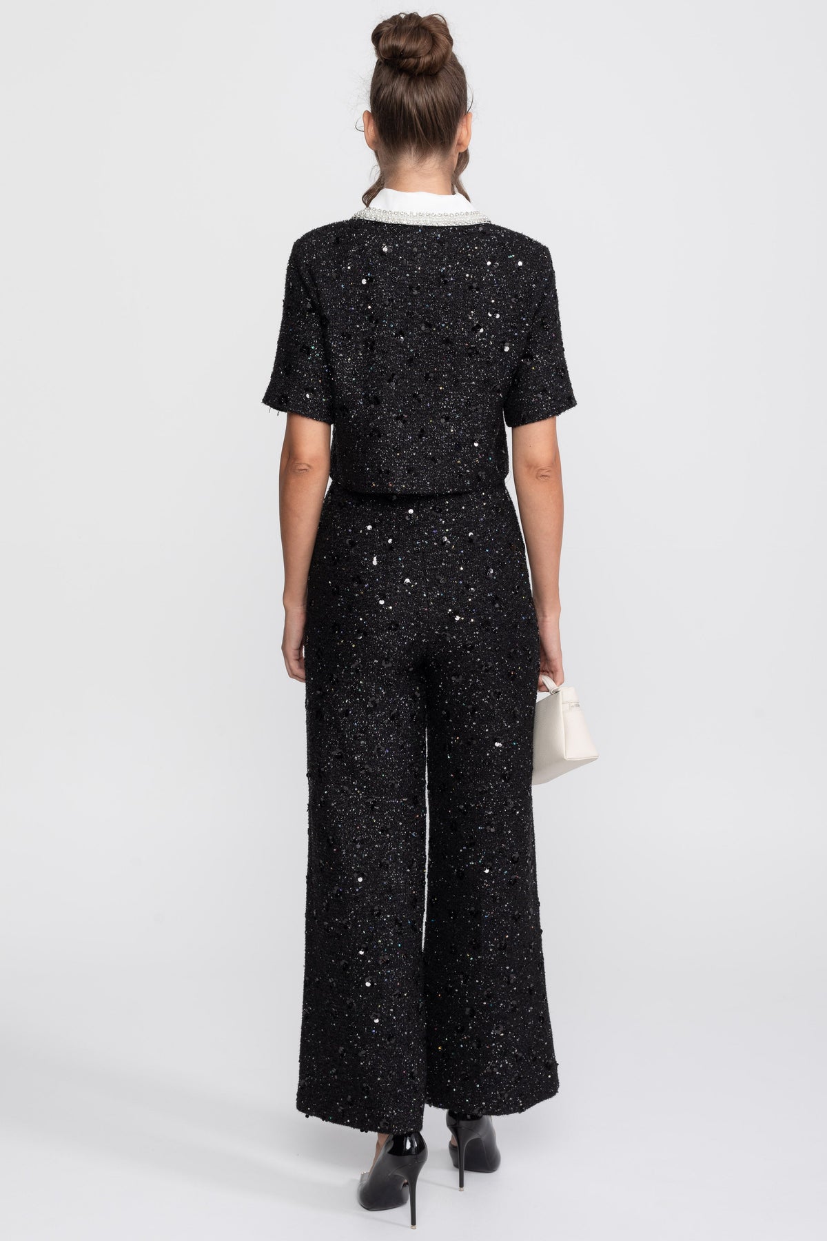 Short-Sleeve Tweed Cropped Jacket With Contrast Collar And Sequin Detail - Black